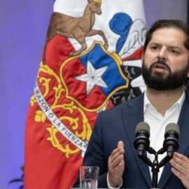 Abogado del Presidente de Chile se pronuncia frente a escándalo de denuncia por posible acoso sexual