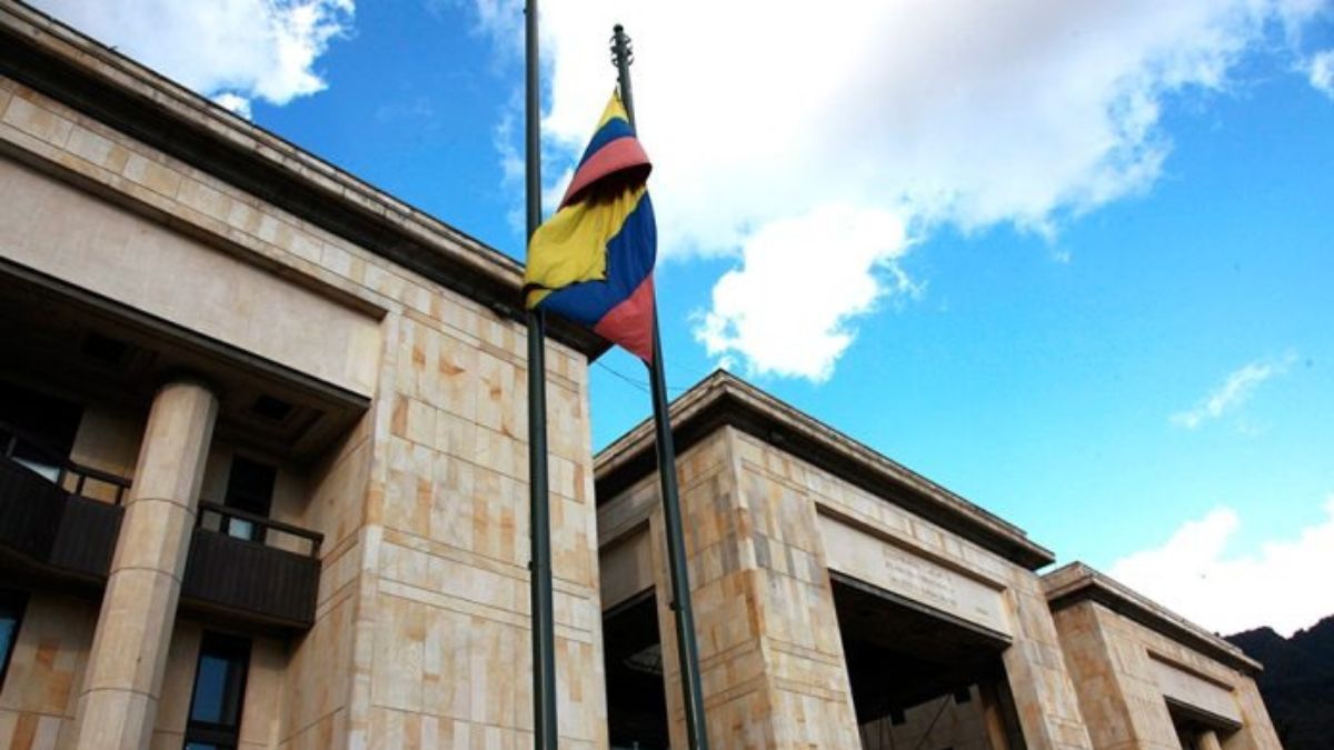 Procuraduría defiende transparencia en fallo en el caso Álvaro Leyva: "No hay persecución"