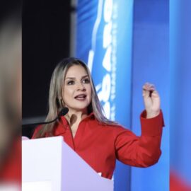 Vicky Dávila renuncia a Semana y alista candidatura presidencial
