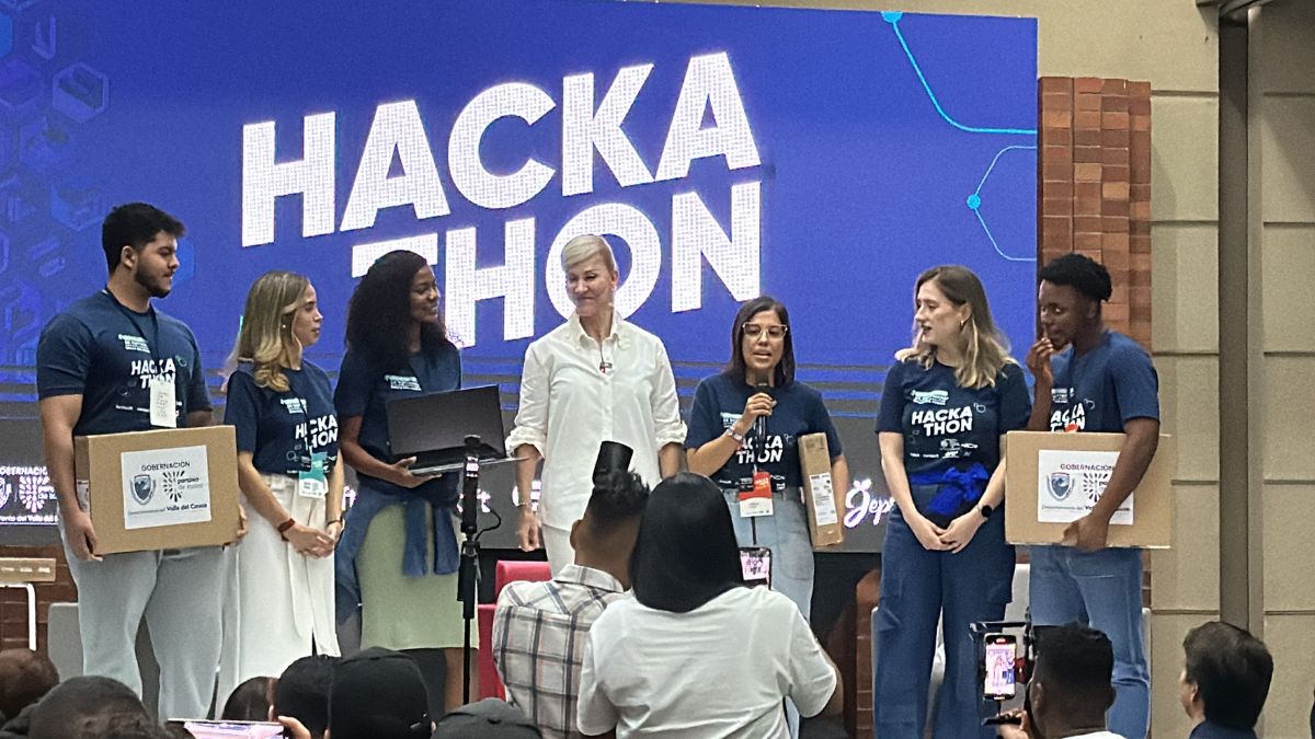 La UAO fue sede en la premiación de la primera 'Hackathon' de Jóvenes Programadores