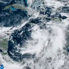 Alerta en el Caribe colombiano por el paso de la tormenta Rafael; ¿podría convertirse en huracán?