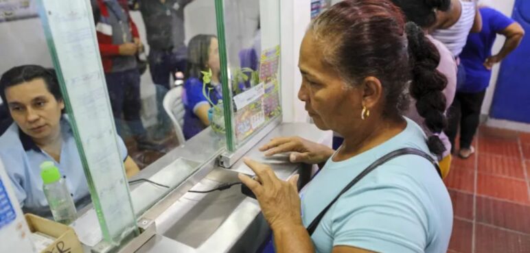 Grupos del Sisbén podrán reclamar nuevos subsidios en Colombia: ¿cómo puede hacerlo?