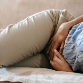¿Qué es el síndrome de ovario poliquístico? Experto aclara dudas