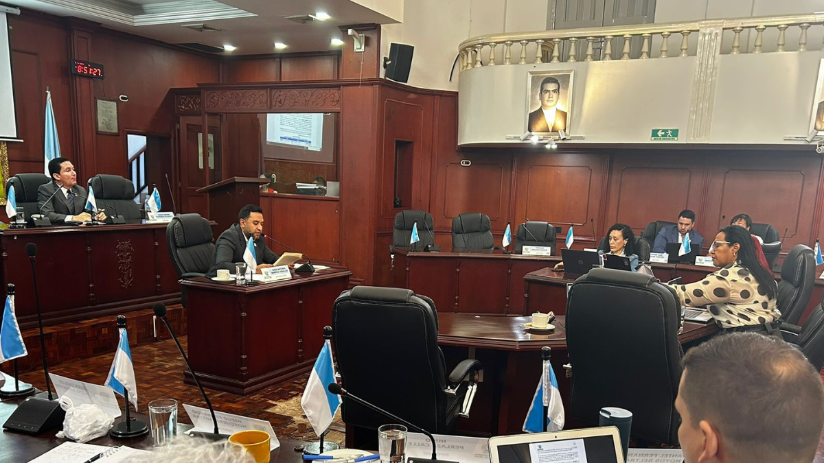 Inició la discusión por empréstito de 