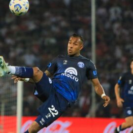 Video: Sebastián Villa fue señalado de provocar a hinchada de River Plate; casi hubo pelea