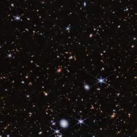 Descubren galaxias "escondidas": entregan detalles del hallazgo del telescopio James Webb