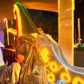Alumbrado navideño en Cali 2024.