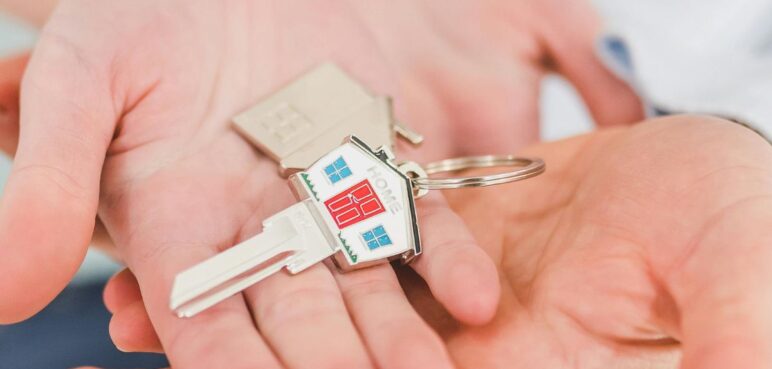¿A qué se debe la suspensión del programa 'Mi Casa Ya'? MinVivienda responde