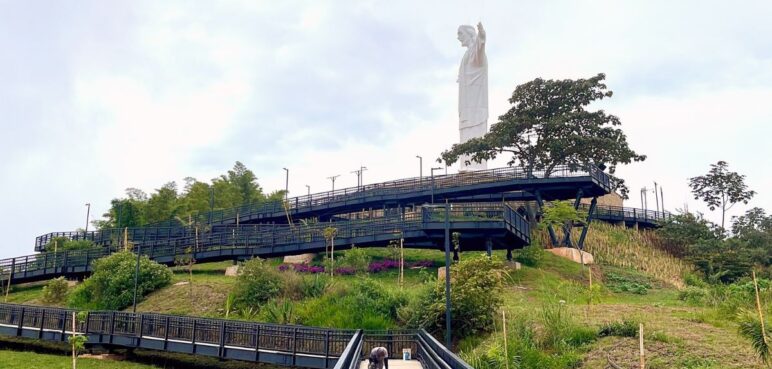 Comerciantes denuncian incumplimiento de compromisos tras reapertura de Cristo Rey