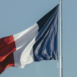 Grave accidente en Francia dejó más de 30 colombianos heridos; Cancillería dio líneas de ayuda