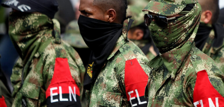 Colombia enfrenta repunte de la violencia armada, a pesar de nueve procesos de paz abiertos