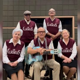 Conociendo a los Clásicos, abuelos músicos que sorprenden en redes y conquistan escenarios