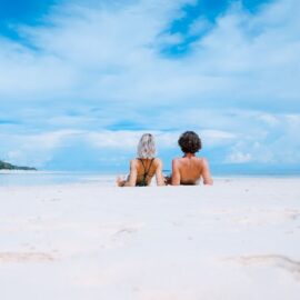 ¿Qué necesitas para un día perfecto en la playa? Aquí te lo contamos