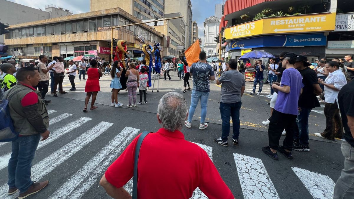 Alumbrado navideño en Cali: anuncian cierres y desvíos en el centro de la ciudad