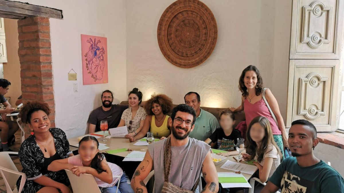 Conozca la caleña que lucha por la paz entre humanos y animales en Mozambique, África