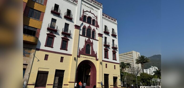María Constanza Cano, lidera la transformación de la IUIPC como rectora