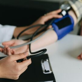 Aumenta la crisis del sector salud en el Valle, ¿a qué se debe?