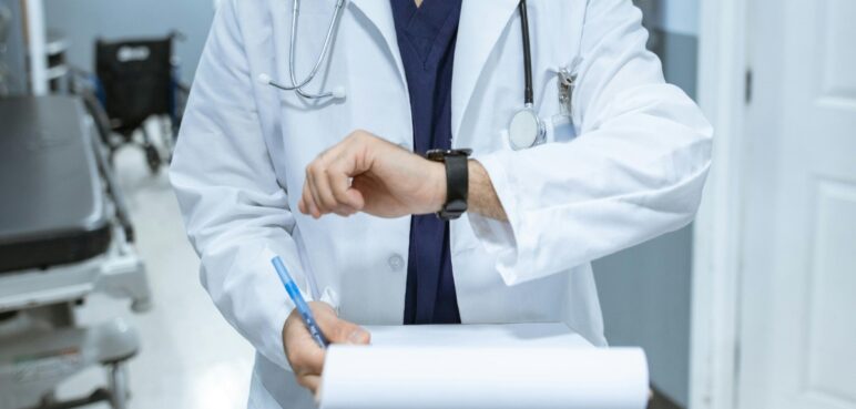 Crisis de salud en el Valle: gobernadora se reúne con el Adres