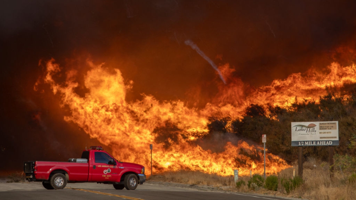 Incendios en Los Ángeles: ‘Hughes’ arrasa con el norte del condado