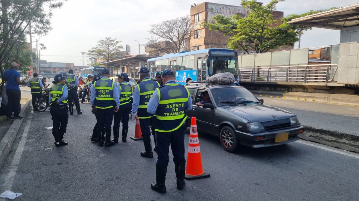 Preocupación en el oriente de Cali por aparición de letreros alusivos a grupos criminales