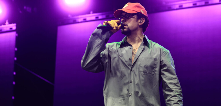 Bad Bunny hace historia y rompe récord mundial: esto anunció Billboard sobre el artista