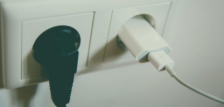 Consejos para evitar que tu cargador de celular se dañe en poco tiempo