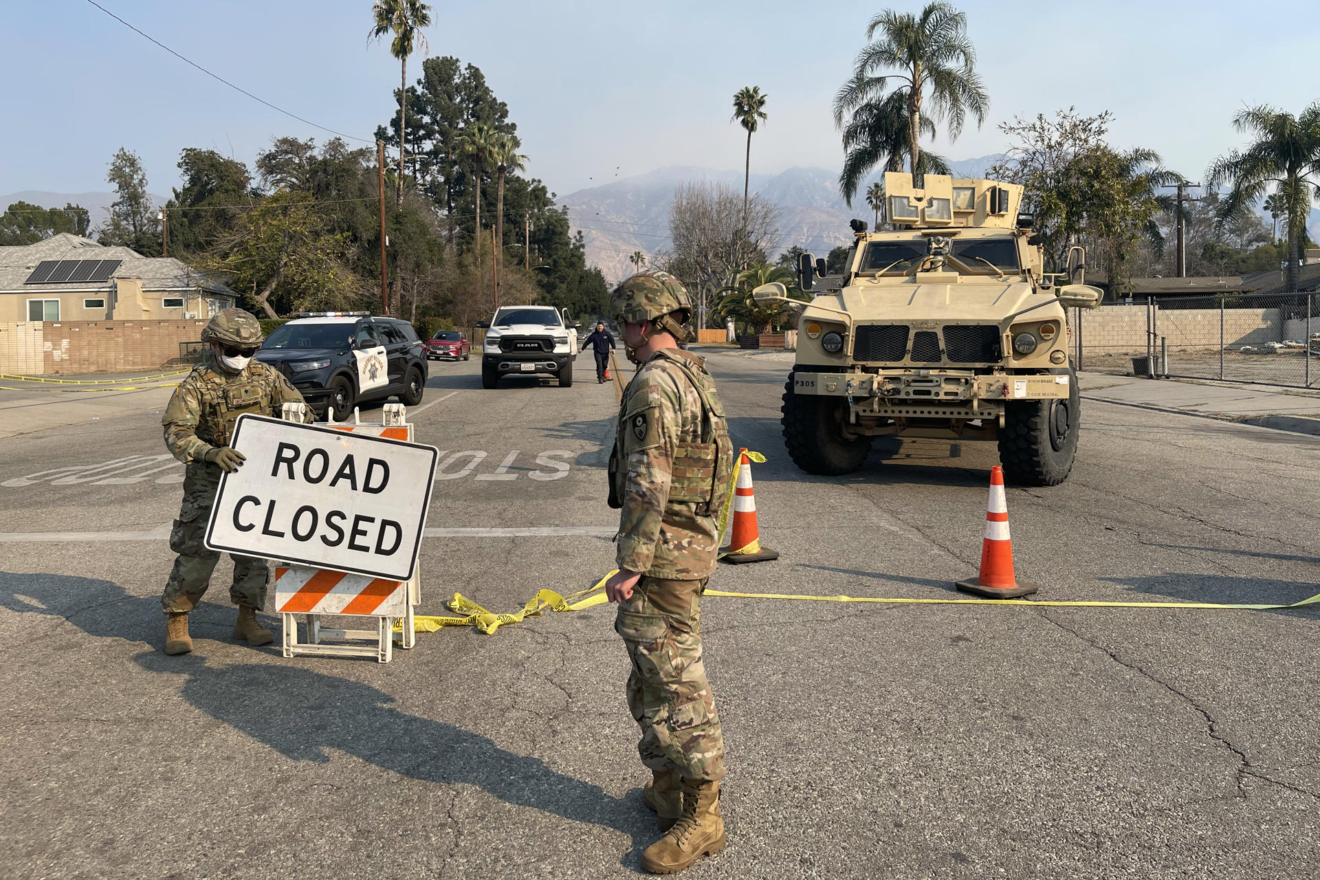 Aumenta a 24 la cifra de fallecidos por los incendios en Los Ángeles