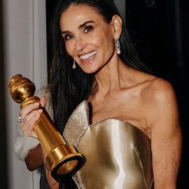 Video: el emotivo discurso de Demi Moore en Los Globos de Oro