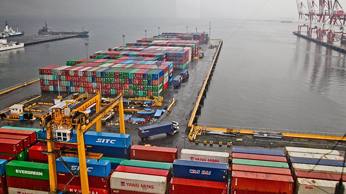 ¿Qué son los aranceles y porqué son tan relevantes en las importaciones?