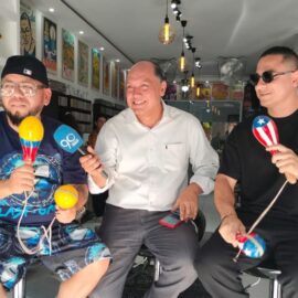 Ñejo: el reguetonero que lleva la salsa en cuerpo y alma