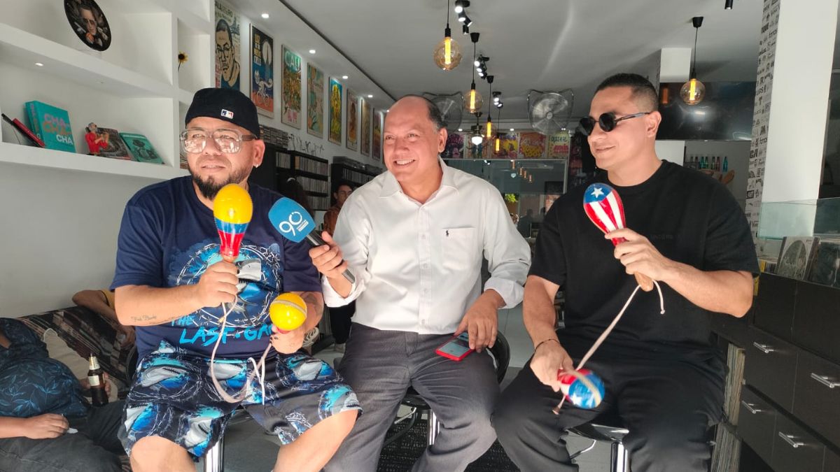 Ñejo: el reguetonero que lleva la salsa en cuerpo y alma