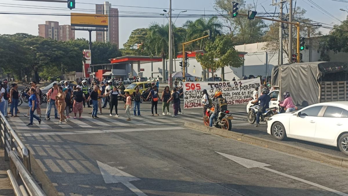 Atención: se registran protestas en el sur de Cali; hay vías bloqueadas