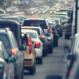 ¿Qué vehículos podrán circular durante el día sin carro y sin moto en Bogotá?