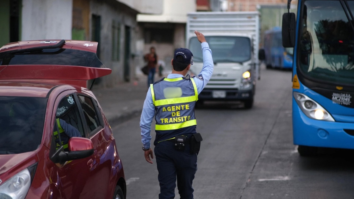 Agente de tránsito