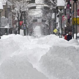 Fuertes nevadas en Japón dejan un fallecido, ¿Qué dicen las autoridades?