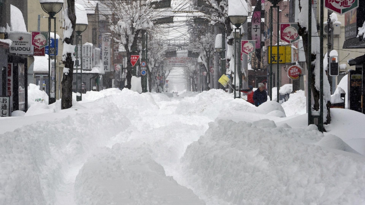 Fuertes nevadas en Japón dejan un fallecido, ¿Qué dicen las autoridades?