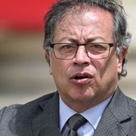 Petro pide una investigación contra Vanti por especulación en alza de gas