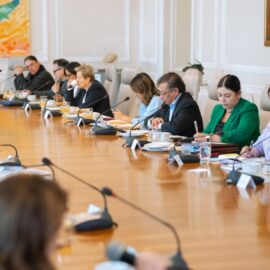 Petro solicita la renuncia protocolaria de sus ministros: ¿cuántos han dimitido?