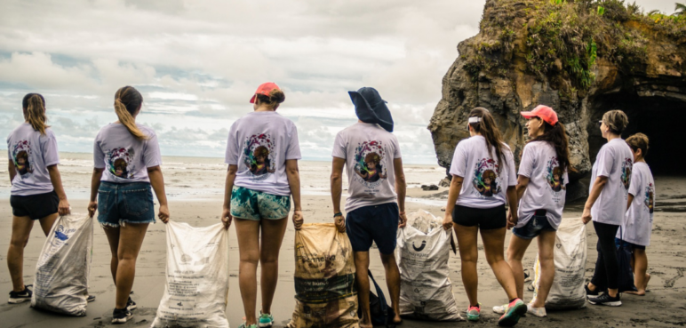 Transformando plásticos en oportunidades: iniciativa en Buenaventura