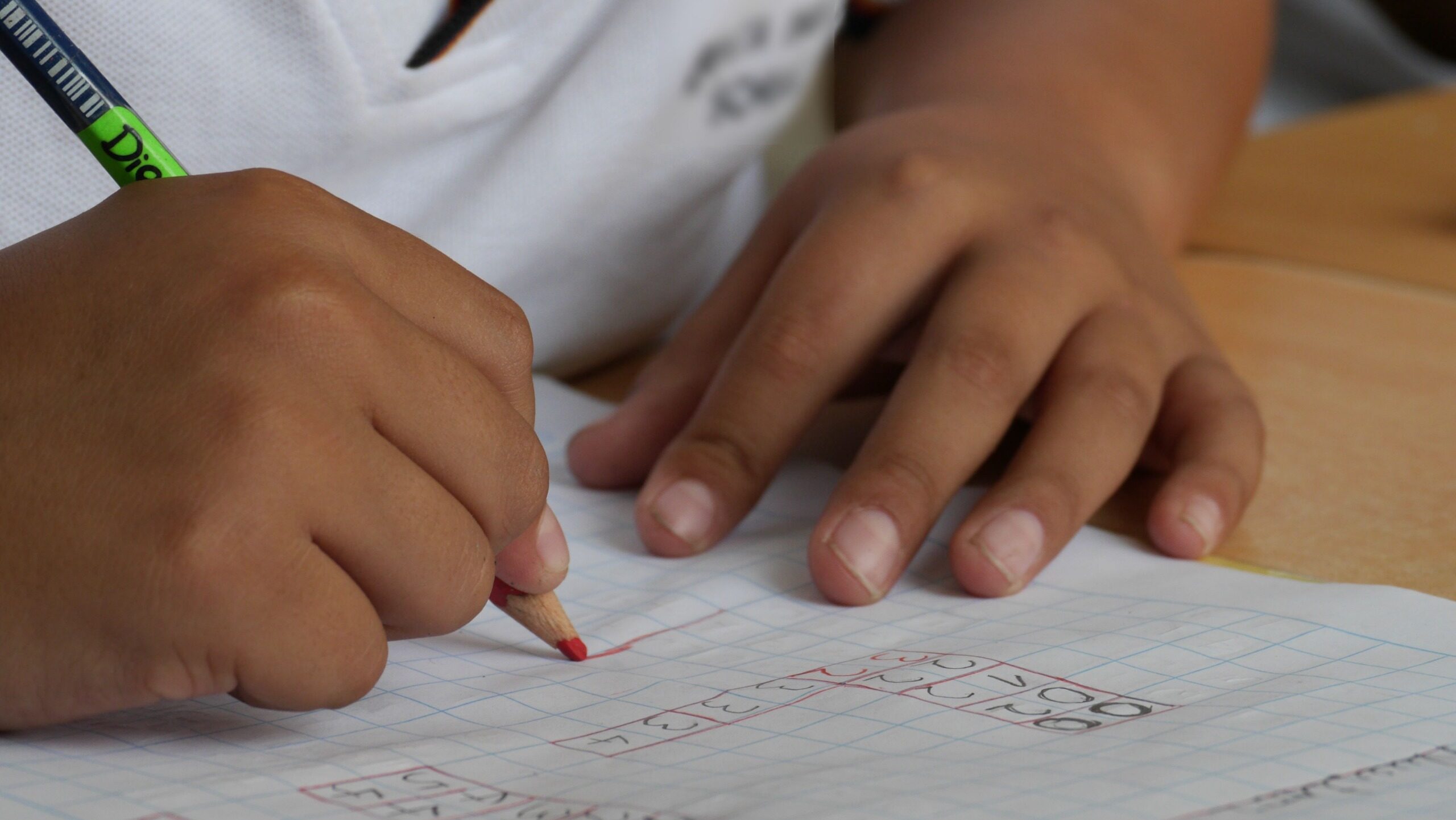 Recorte del presupuesto al ICBF pone en riegos a miles de niños y madres gestantes