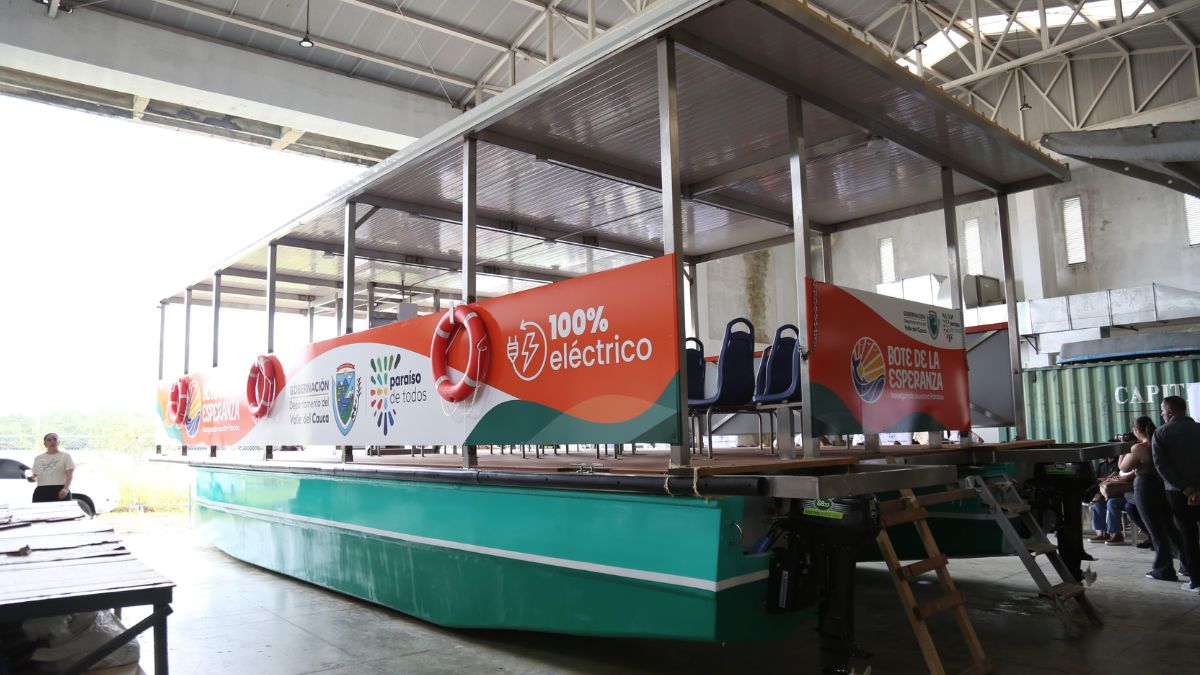 Innovación en economía circular: madera plástica y alimento animal busca sostenibilidad en el Valle