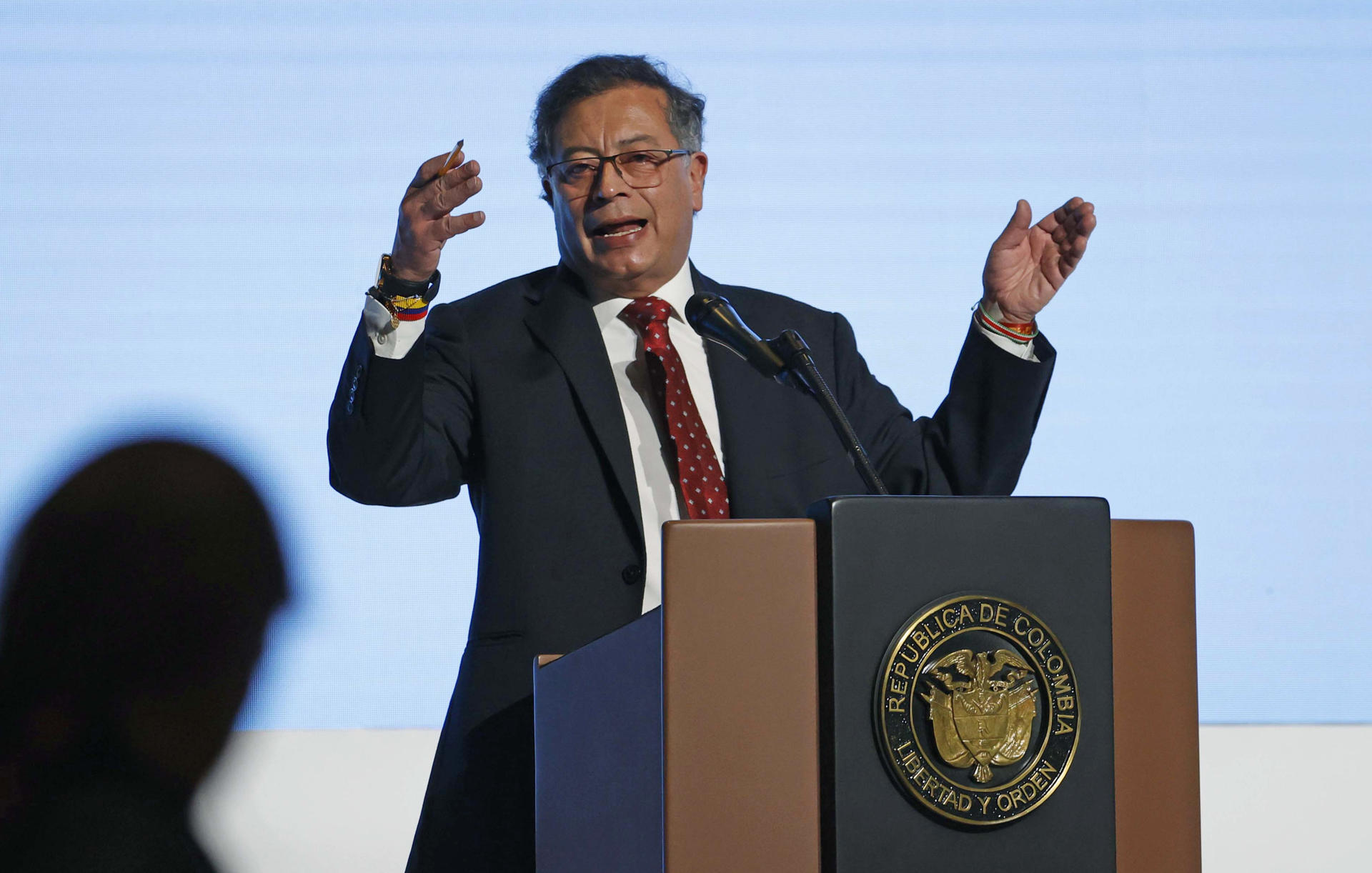 Duque y Barbosa abandonaron un evento al inicio del discurso de Petro