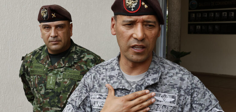 Petro exige a MinDefensa responder por ingreso de armas israelíes y plantea salida de Colombia de la OTAN