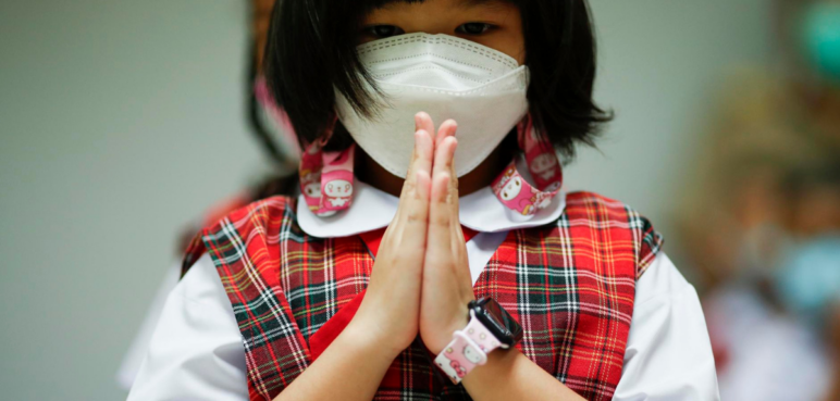 Toman medidas en colegios de Bangkok por contaminación, ¿serán efectivas?