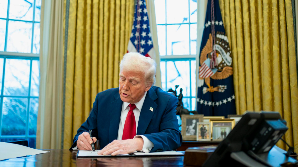 Sheinbaum consigue una pausa de un mes a los aranceles de Trump