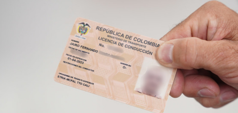 ¿Dónde realizar el cambio de licencia por mayoría de edad? Descúbralo aquí 