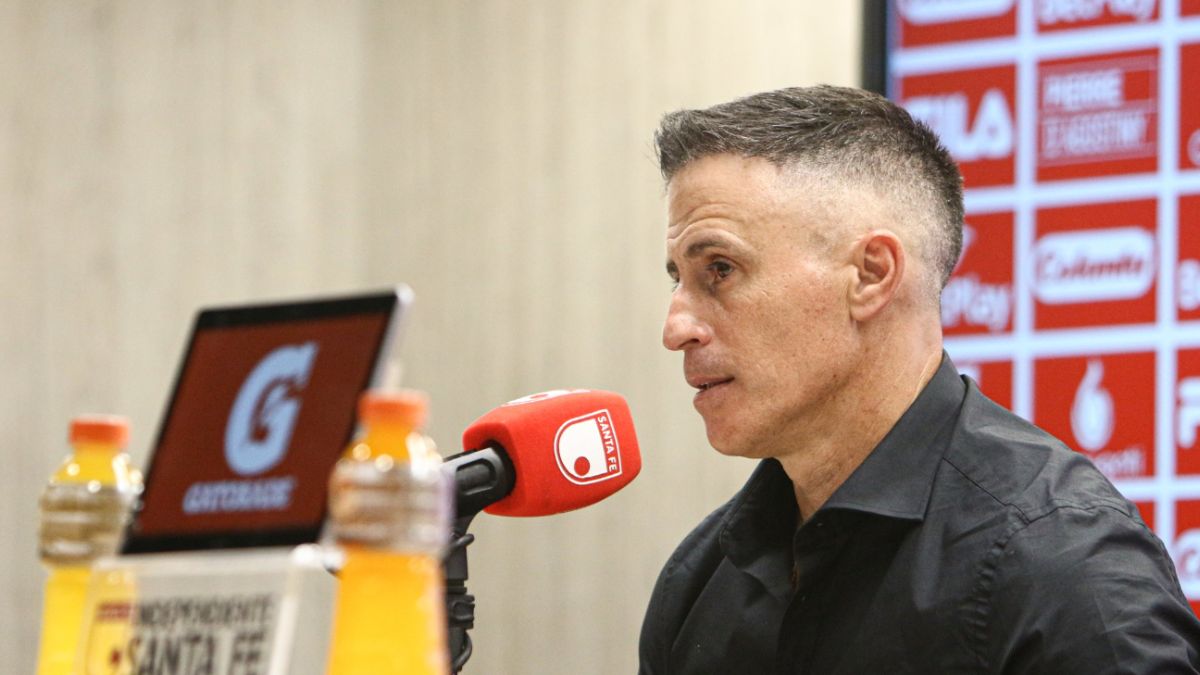 Estos son los técnicos que podrían dirigir Santa Fe después de la salida de Peirano