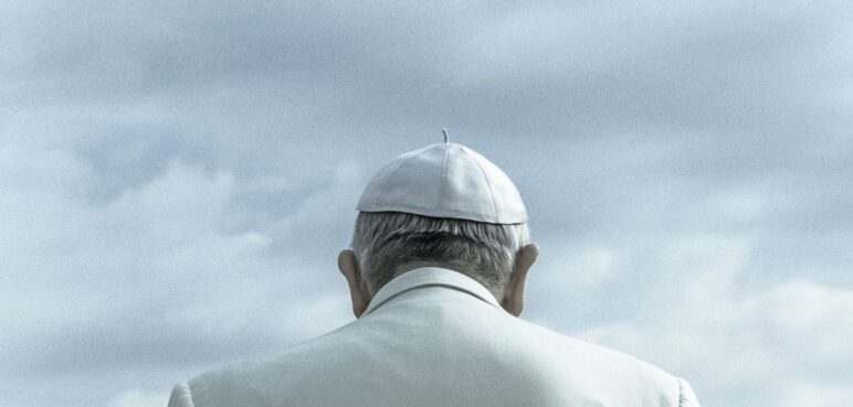 ¿Por qué los Papas cambian su nombre al ser elegidos? Una tradición de milenios