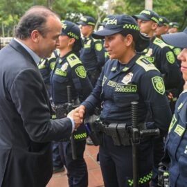 Cali refuerza su seguridad: 100 nuevos policías llegarán a la ciudad