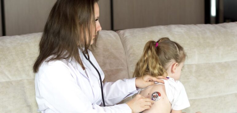 ¿Cómo evitar enfermarse por los cambios de clima? médico da recomendaciones